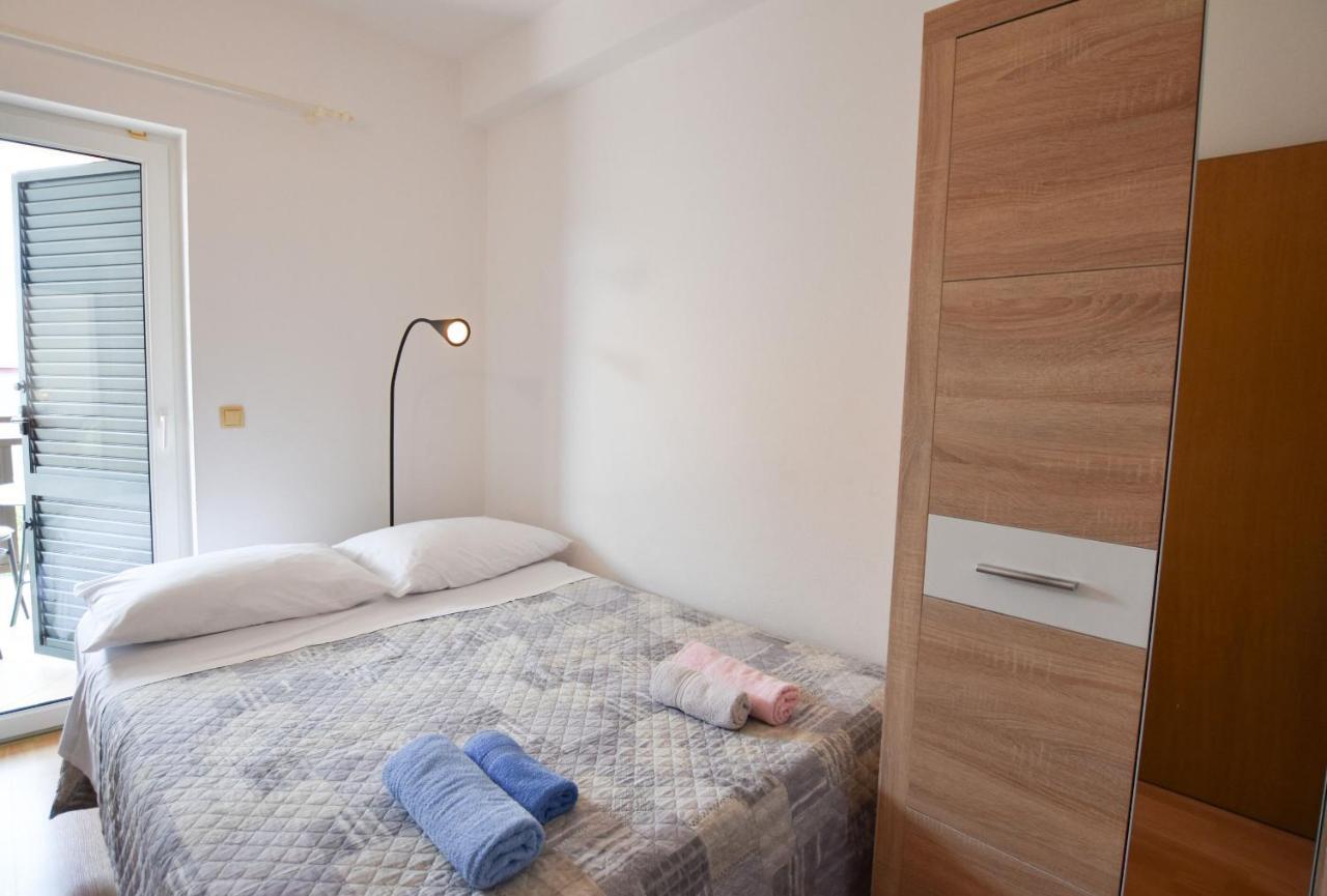 Apartments Karmen I Primošten Esterno foto